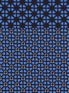 Gancini & Hearts Reversible Silk Tie - Image 4